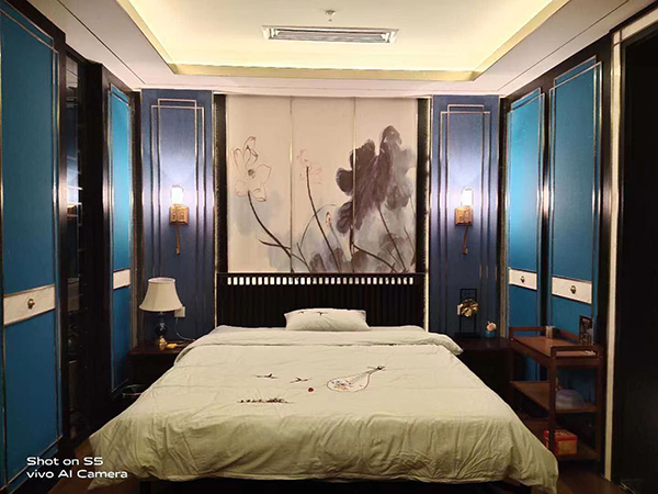 前天去了昆明官渡区柔式保健养生会所,来高贵轻奢浪漫统统都有