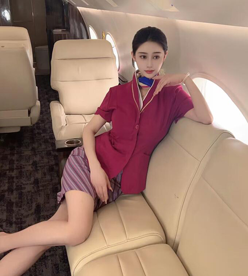 兄弟带我去体验了潍坊附近顶级桑拿会所,来给您与众不同的花样