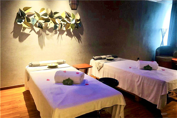 前天去了天津津南区水疗洗浴中心,口碑好美女如云