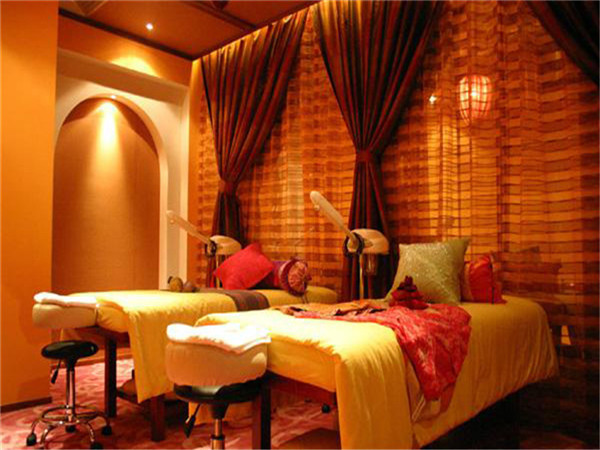 兄弟请我郑州柔式桑拿养身会所(郑州会所群)