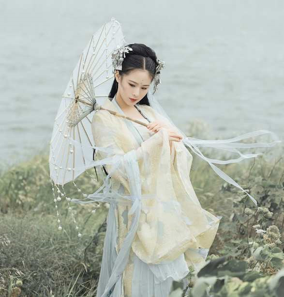 昨晚我在上海长宁区顶级按摩休闲会所,服务花样还不少哦